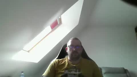 Snapshot of malou2927 chatting on 05/03/26, 07:25 breton online show from 05/03/26, 07:25