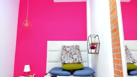 Snapshot of malu_horny_69 chatting on 12/04/24, 05:44 Melanie online show from 12/04/24, 05:44