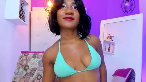 Snapshot of malu_hot69 chatting on 01/11/26, 11:37 Malu online show from 01/11/26, 11:37