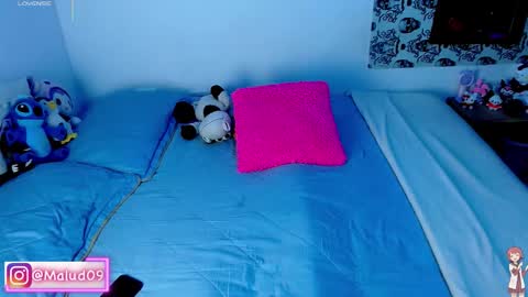   online show from 10/01/25, 12:11