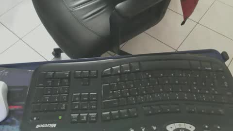 Snapshot of maly246 chatting on 02/01/26, 08:35 maly246 online show from 02/01/26, 08:35