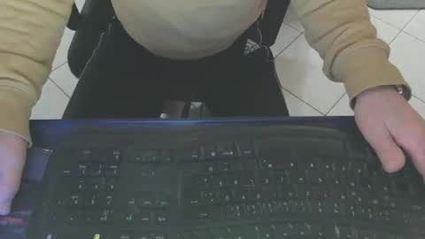 Snapshot of maly246 chatting on 02/13/26, 09:05 maly246 online show from 02/13/26, 09:05