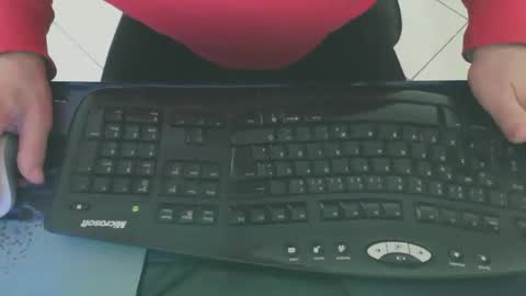 Snapshot of maly246 chatting on 02/20/26, 09:00 maly246 online show from 02/20/26, 09:00