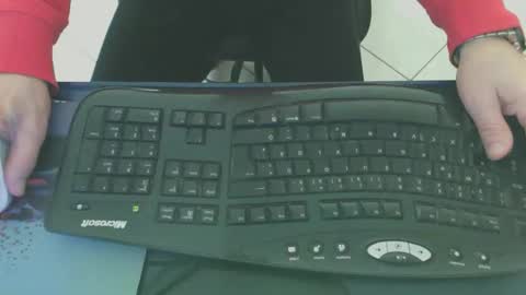 Snapshot of maly246 chatting on 02/21/26, 09:54 maly246 online show from 02/21/26, 09:54