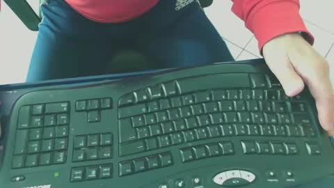 Snapshot of maly246 chatting on 03/20/26, 10:31 maly246 online show from 03/20/26, 10:31