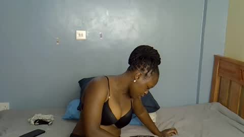 mama_pussie online show from 11/09/25, 12:09