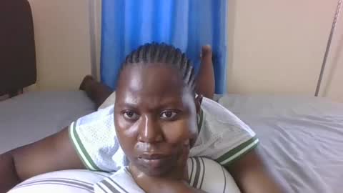 mamasita2023 online show from 02/10/25, 09:25