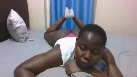 mamasita2023 online show from 03/12/25, 08:41