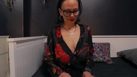 ioana love online show from 03/22/26, 09:29