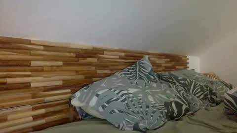 Snapshot of mamattv chatting on 11/17/25, 08:20 mamattv online show from 11/17/25, 08:20