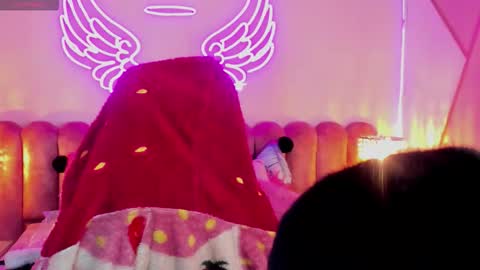   online show from 12/18/25, 06:47