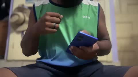 Snapshot of mananmathew95 chatting on 09/24/25, 05:16 mananmathew95 online show from 09/24/25, 05:16