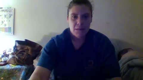 Snapshot of mandilube39 chatting on 01/10/25, 05:37 mindy22 online show from 01/10/25, 05:37
