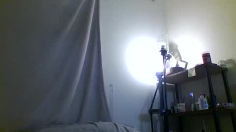 Snapshot of mandilube39 chatting on 12/14/25, 05:35 mindy22 online show from 12/14/25, 05:35