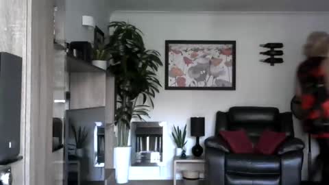 Snapshot of mandy_eyecandy chatting on 11/25/25, 03:12 Mandy EyeCandy online show from 11/25/25, 03:12