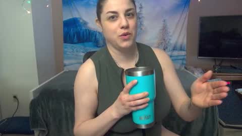 Snapshot of mandy_rose1 chatting on 02/19/25, 03:39 Mandy rose online show from 02/19/25, 03:39