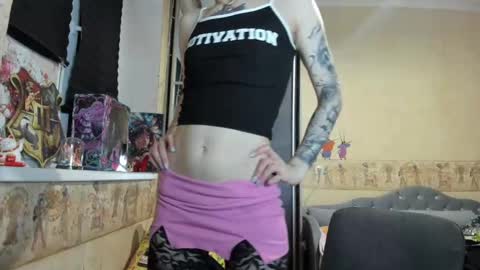 Mandy online show from 05/01/26, 06:01