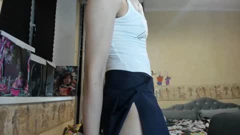 Snapshot of mandyshine chatting on 06/17/26, 05:36 Mandy online show from 06/17/26, 05:36