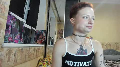 Snapshot of mandyshine chatting on 06/18/26, 05:50 Mandy online show from 06/18/26, 05:50