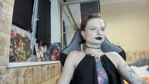 Snapshot of mandyshine chatting on 07/14/26, 06:46 Mandy online show from 07/14/26, 06:46
