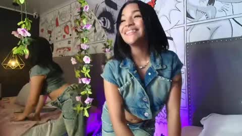 manelyk_evanss online show from 05/13/26, 06:16