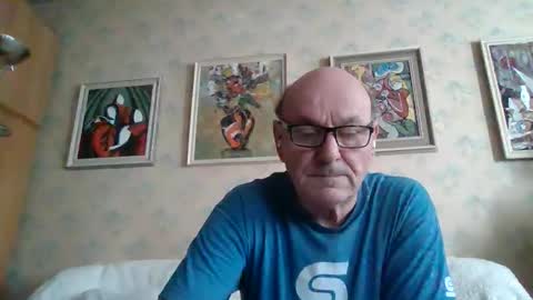 Snapshot of manes5858 chatting on 10/29/25, 09:11 manes5858 online show from 10/29/25, 09:11