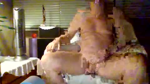 Snapshot of manes5858 chatting on 02/16/26, 10:17 manes5858 online show from 02/16/26, 10:17