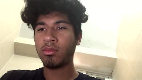 Snapshot of mangopitudo chatting on 01/29/25, 04:41 Manguito online show from 01/29/25, 04:41