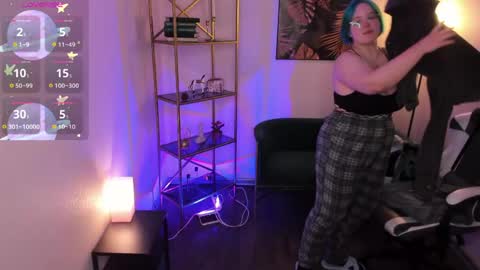 manic_pixie_ online show from 05/06/26, 03:39