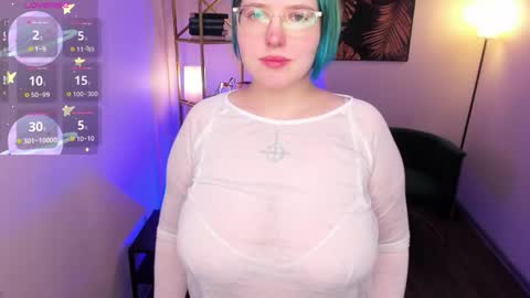 manic_pixie_ online show from 05/09/26, 04:23