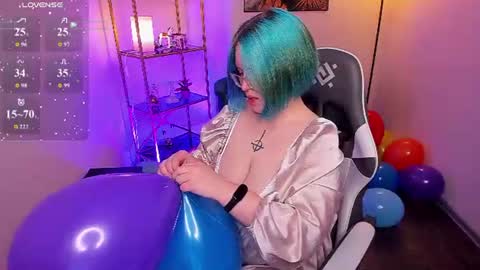 manic_pixie_ online show from 06/20/26, 10:51