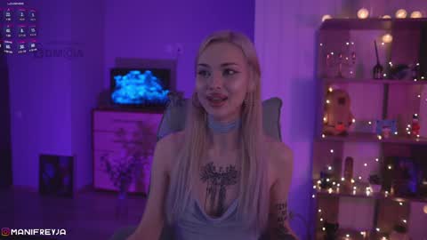 Snapshot of manifreyja chatting on 01/18/25, 09:55 Amelie online show from 01/18/25, 09:55