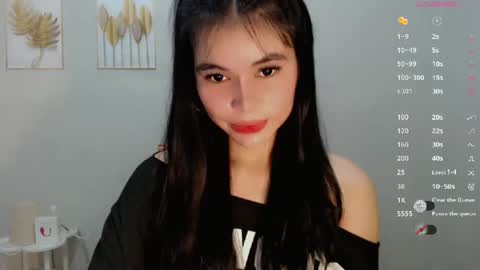 Snapshot of manilynforyou chatting on 10/24/25, 02:08 manilynforyou online show from 10/24/25, 02:08