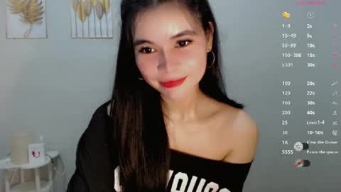 Snapshot of manilynforyou chatting on 10/27/25, 01:42 manilynforyou online show from 10/27/25, 01:42