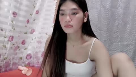 Snapshot of maniniyot69 chatting on 05/12/26, 06:43 maniniyot69 online show from 05/12/26, 06:43