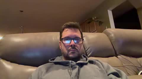 Snapshot of mankav73 chatting on 06/11/26, 03:59 mankav73 online show from 06/11/26, 03:59
