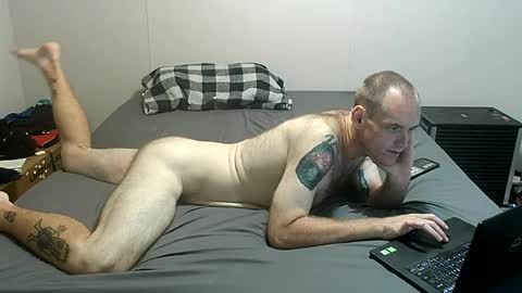Snapshot of manlyman94 chatting on 08/04/26, 01:09 manlyman94 online show from 08/04/26, 01:09