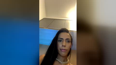 Snapshot of mannukaumon chatting on 06/09/26, 10:43 Bru Zampolli online show from 06/09/26, 10:43