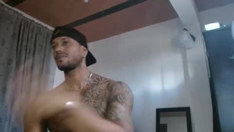 Manolo online show from 10/22/25, 06:07