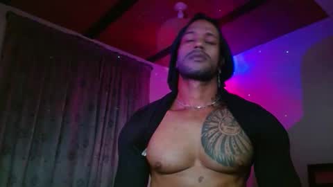 Manolo online show from 10/30/25, 01:45