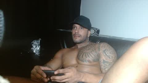Snapshot of manolofitt chatting on 05/31/26, 01:14 Manolo online show from 05/31/26, 01:14