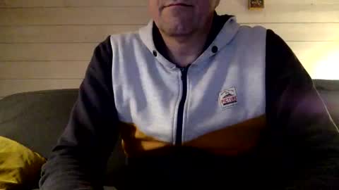 Snapshot of manpower2012 chatting on 04/02/26, 09:34 Manpo online show from 04/02/26, 09:34