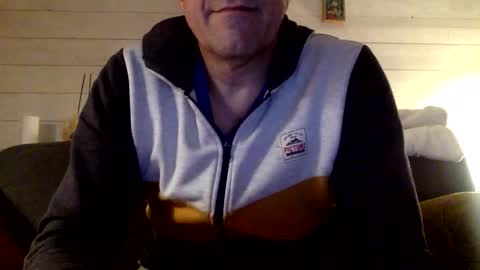 Snapshot of manpower2012 chatting on 04/09/26, 10:15 Manpo online show from 04/09/26, 10:15