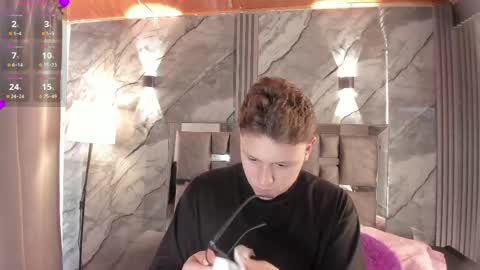 Snapshot of manson_and_zoe chatting on 05/13/26, 11:29 Manson and Zoe online show from 05/13/26, 11:29
