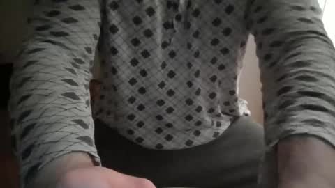 Snapshot of manu17518 chatting on 01/06/25, 11:52 manu17518 online show from 01/06/25, 11:52