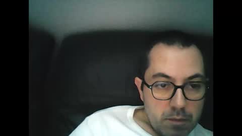 Snapshot of manu5933 chatting on 01/03/25, 01:03 manu5933 online show from 01/03/25, 01:03