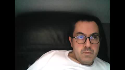 Snapshot of manu5933 chatting on 01/28/25, 03:35 manu5933 online show from 01/28/25, 03:35