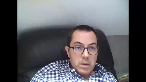 Snapshot of manu5933 chatting on 09/17/25, 01:57 manu5933 online show from 09/17/25, 01:57