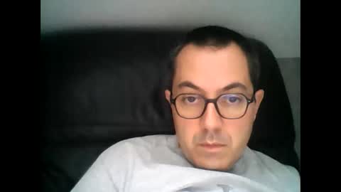 Snapshot of manu5933 chatting on 09/24/25, 01:03 manu5933 online show from 09/24/25, 01:03