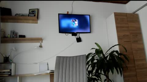 manucute 23  online show from 06/18/26, 03:38